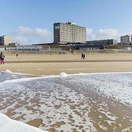 Beachhotel By Center Parcs