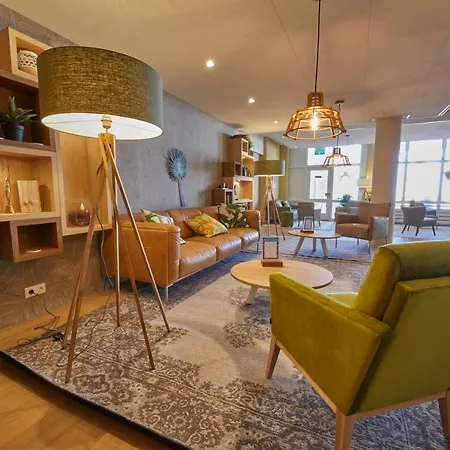 Beachhotel By Center Parcs Hotel