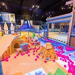 Hotel Beachhotel By Center Parcs 4*