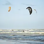 Beachhotel By Center Parcs 4* Zandvoort