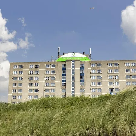 Beachhotel By Center Parcs Hotel 4*