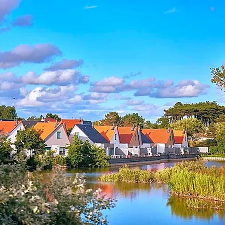 Hotel Beachhotel By Center Parcs 4*