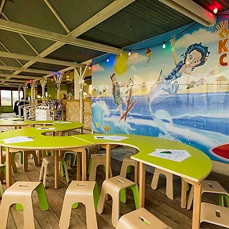 Hotel Beachhotel By Center Parcs 4*