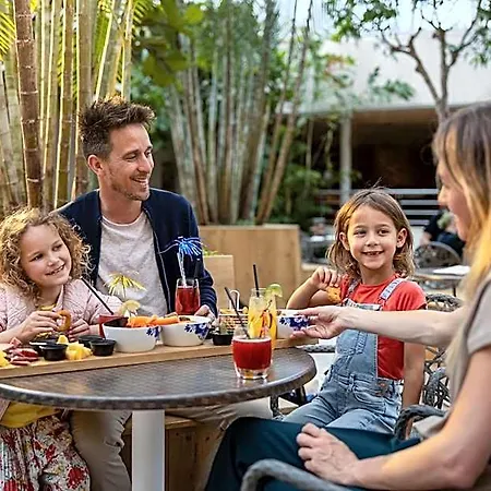 Beachhotel By Center Parcs Hotel