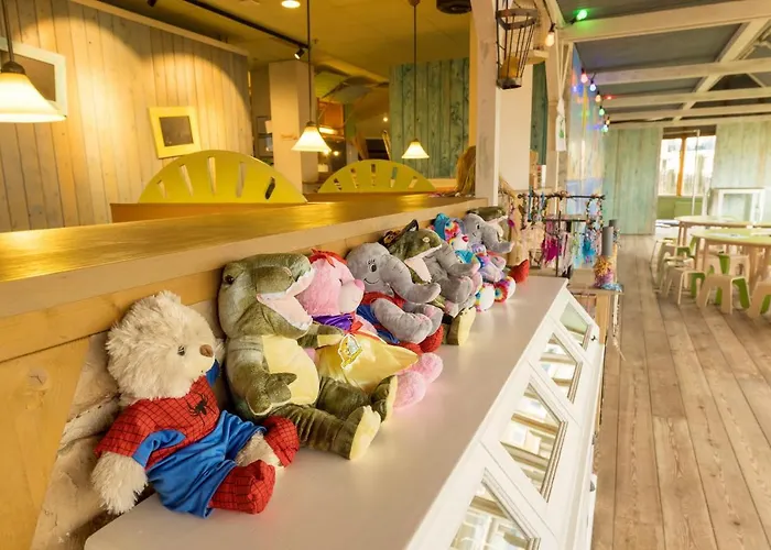 Beachhotel By Center Parcs 4*