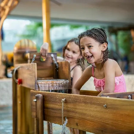 Beachhotel By Center Parcs 4* זנדוורט