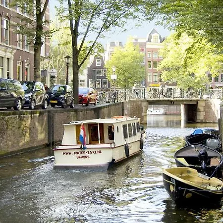 Beachhotel By Center Parcs מלון